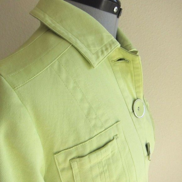 CHICO'S BRIGHT GREEN SHORT COTTON PEACOAT STYLE JACKET,LINED- Chico's SIZE 0 -XS - Picture 4 of 7